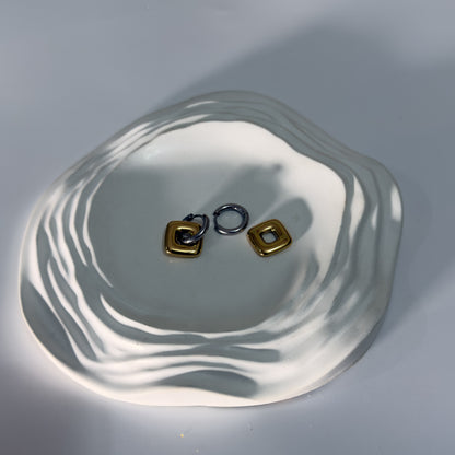 Celia Hoops
