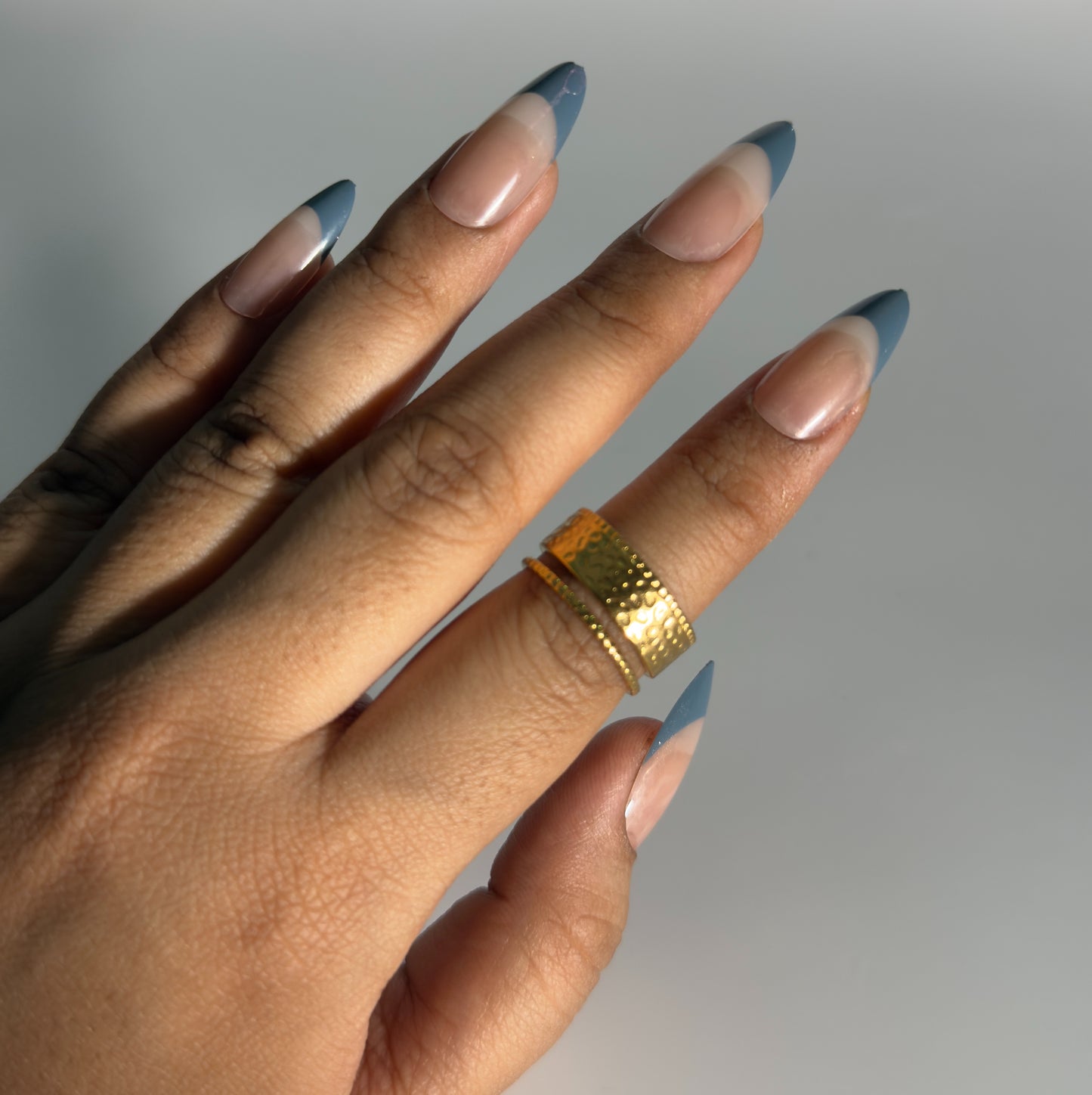 Sira Adjustable Ring